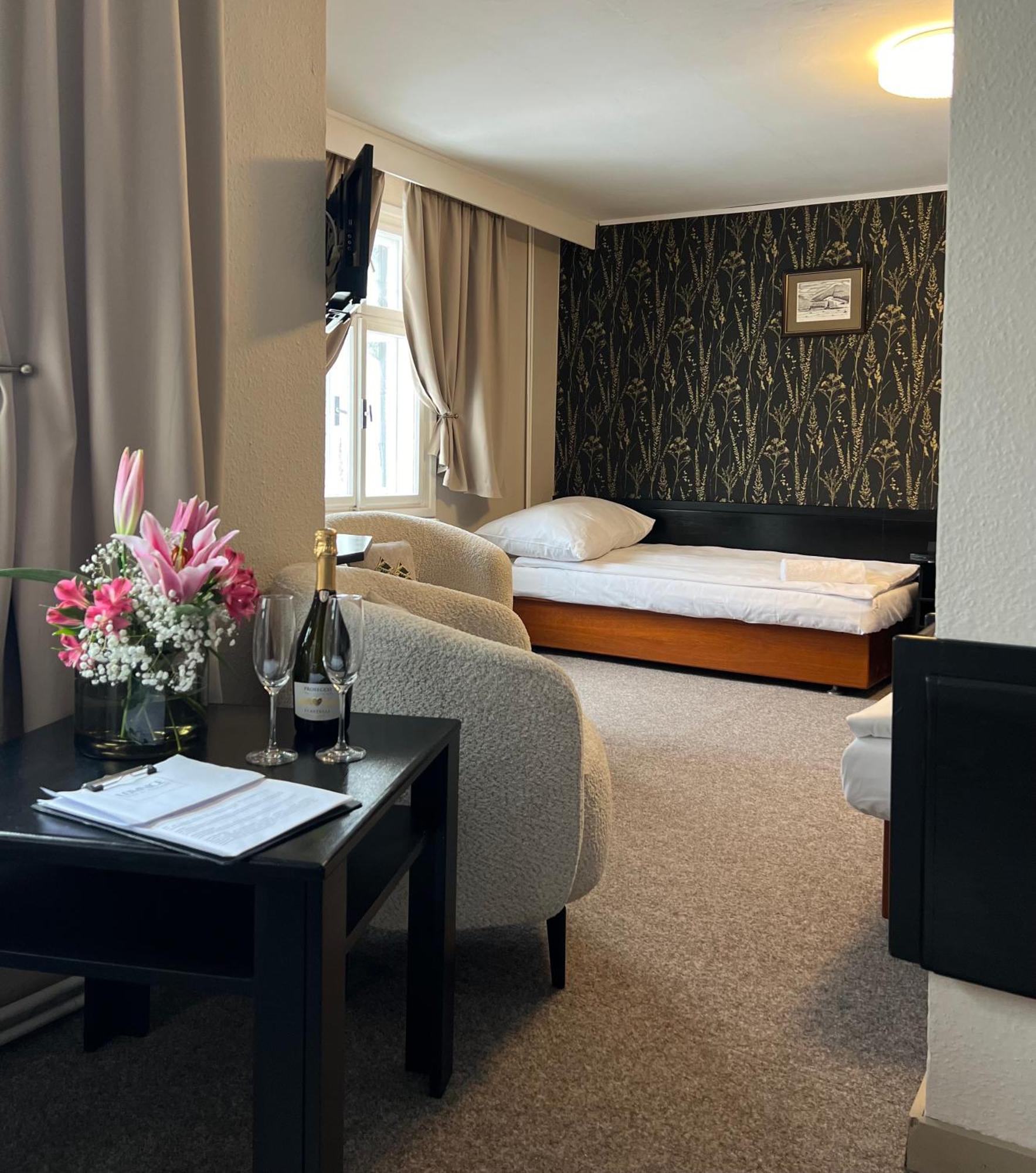 Hotel Lomnice スピンドレルフ・ムリン エクステリア 写真